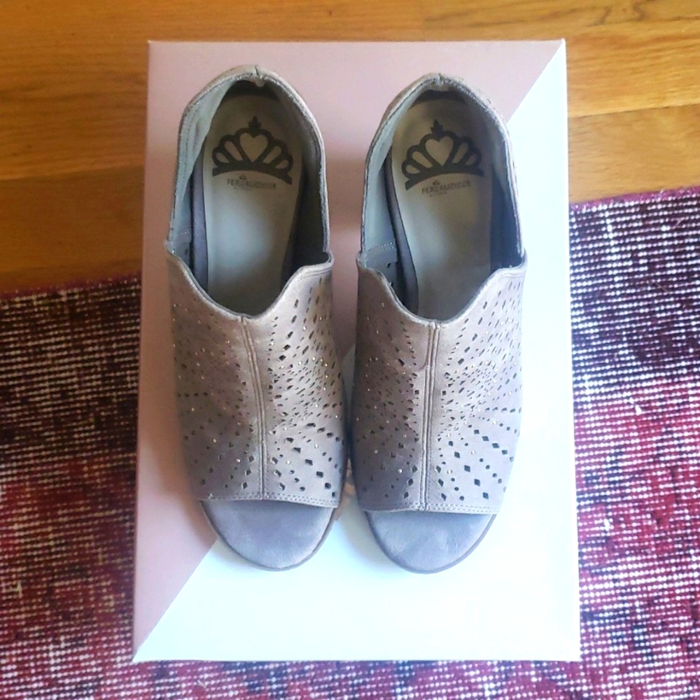 Fergalicious Booties - Picture 2 of 6